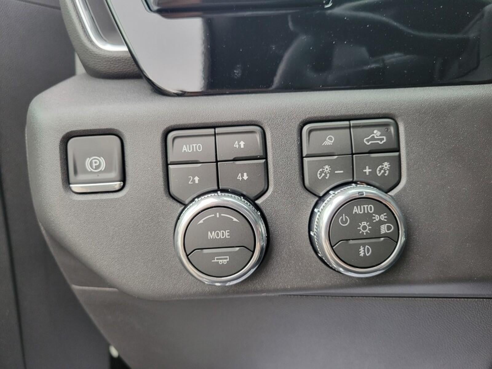 2026 GMC Sierra 1500 Crew Cab Short Box 4-Wheel Drive SLT