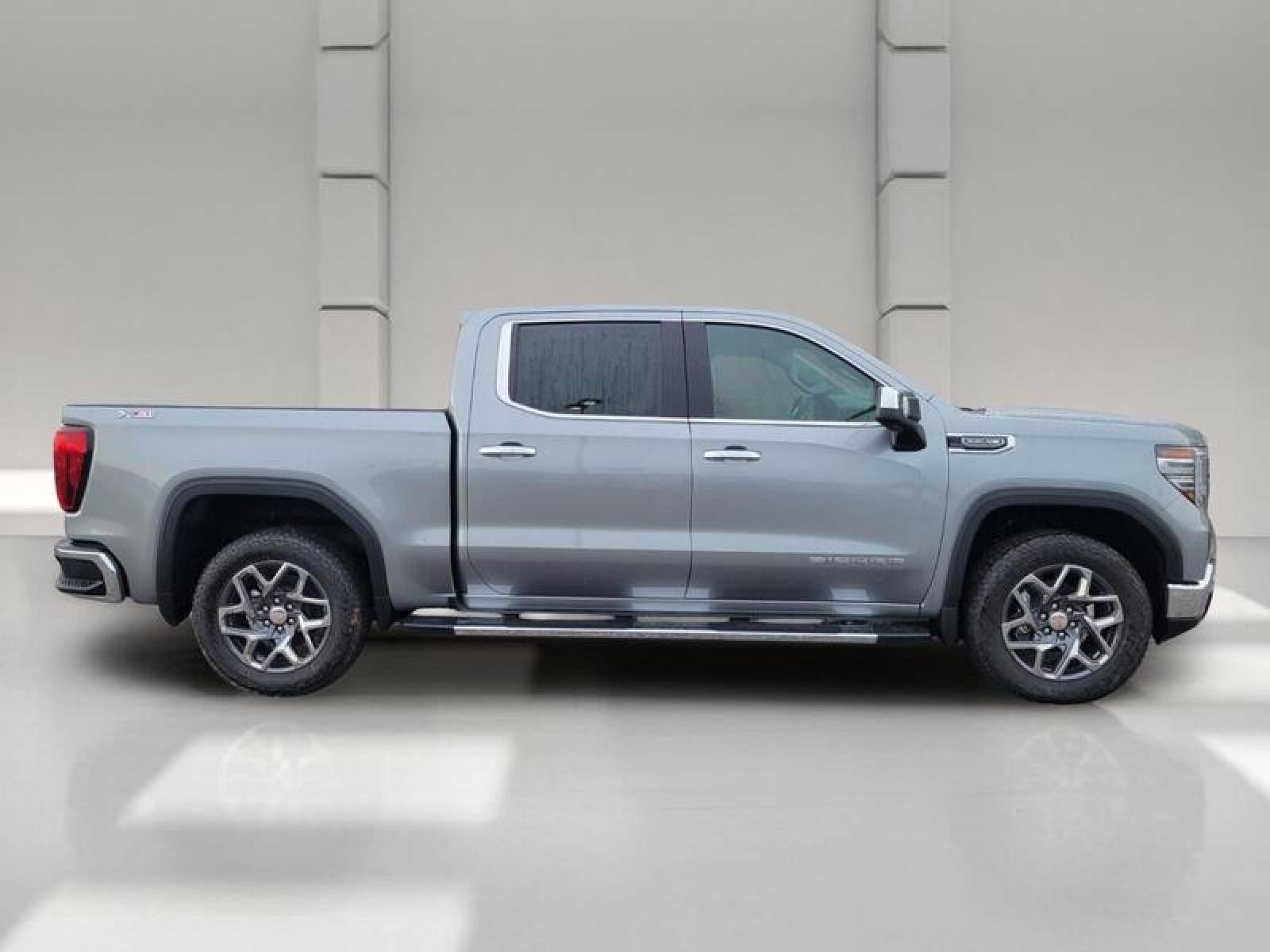 2026 GMC Sierra 1500 Crew Cab Short Box 4-Wheel Drive SLT