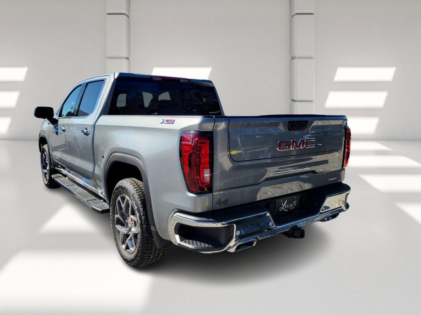 2026 GMC Sierra 1500 Crew Cab Short Box 4-Wheel Drive SLT