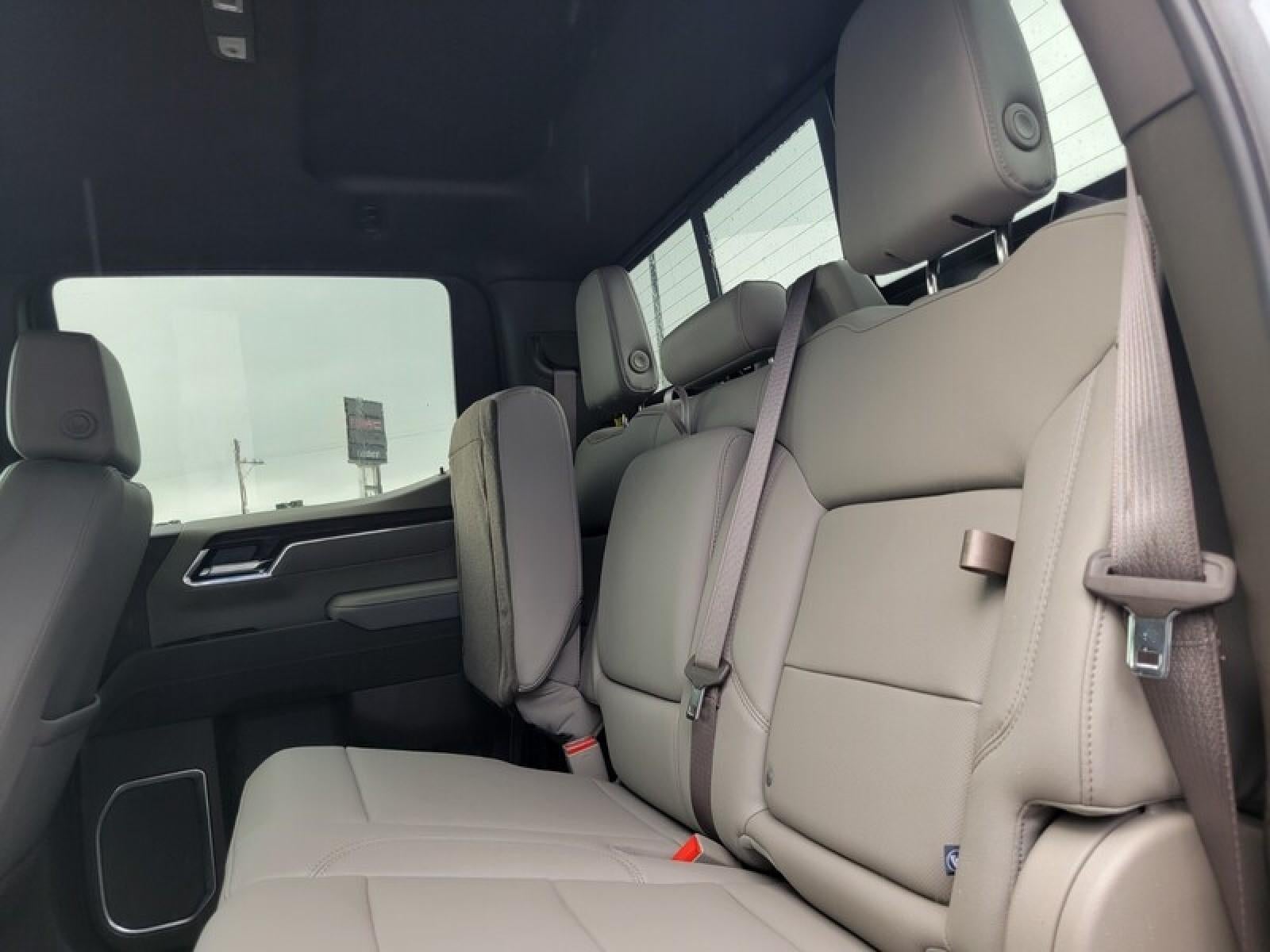2026 GMC Sierra 1500 Crew Cab Short Box 4-Wheel Drive SLT