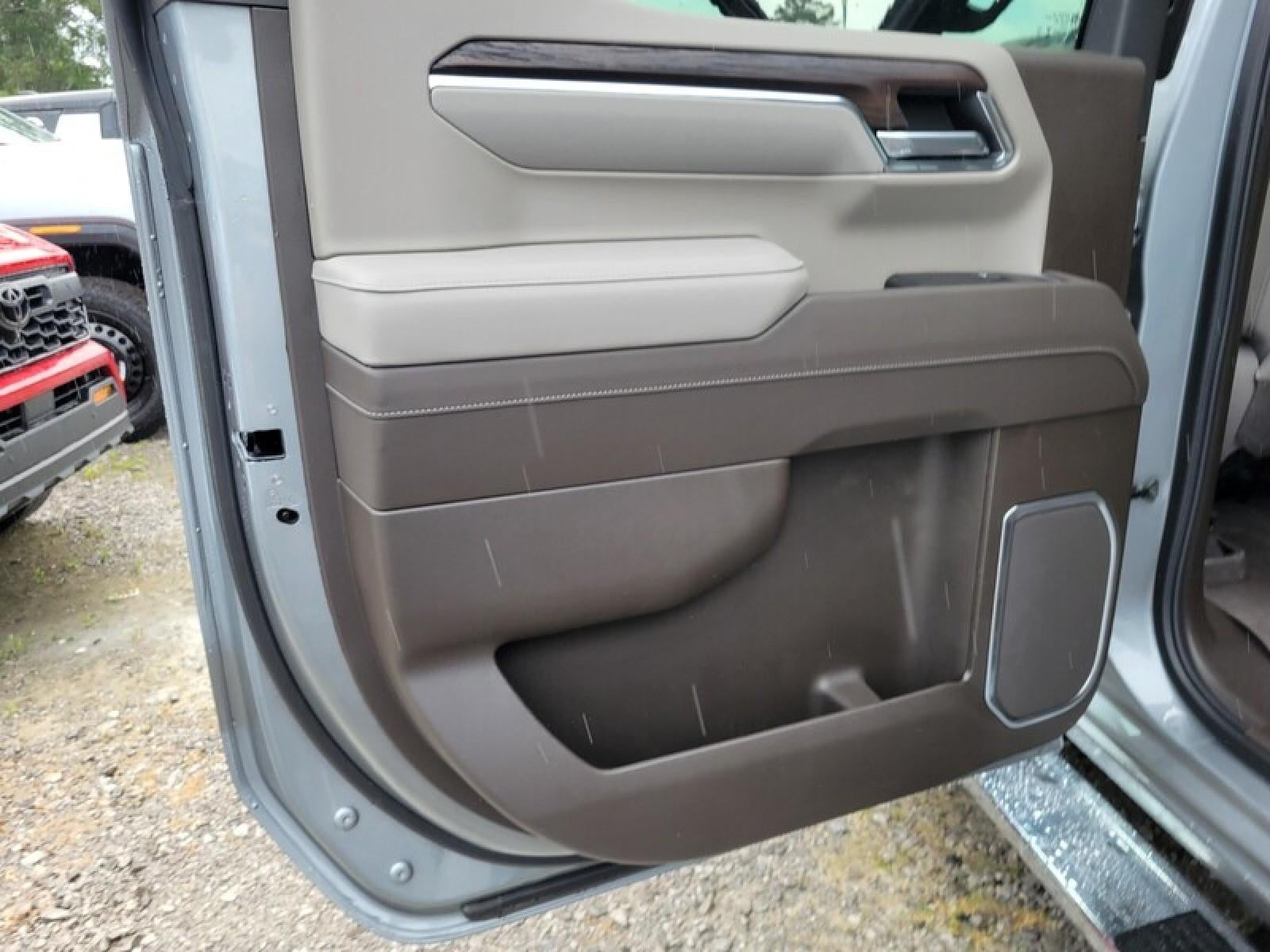 2026 GMC Sierra 1500 Crew Cab Short Box 4-Wheel Drive SLT