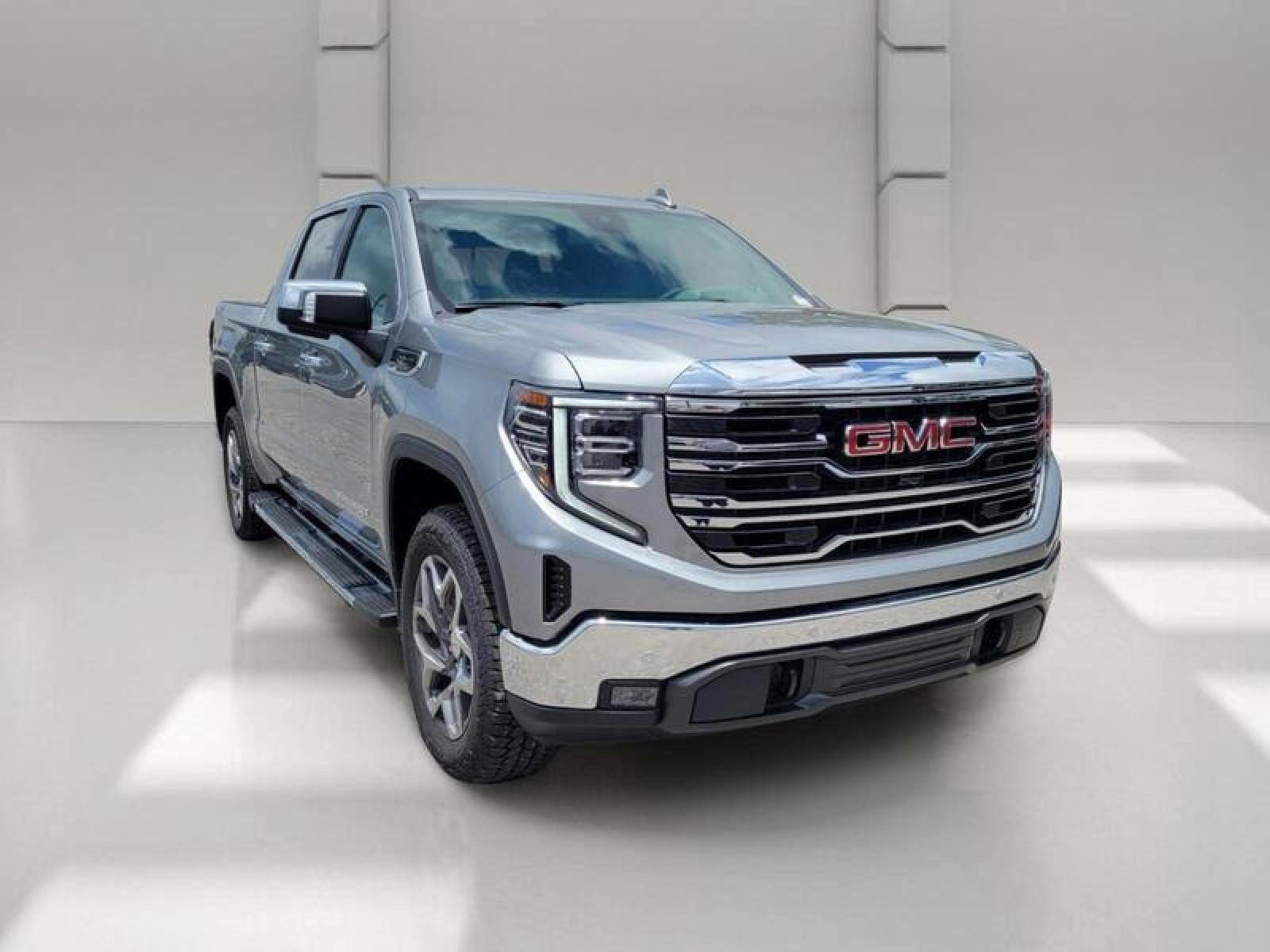 2026 GMC Sierra 1500 Crew Cab Short Box 4-Wheel Drive SLT