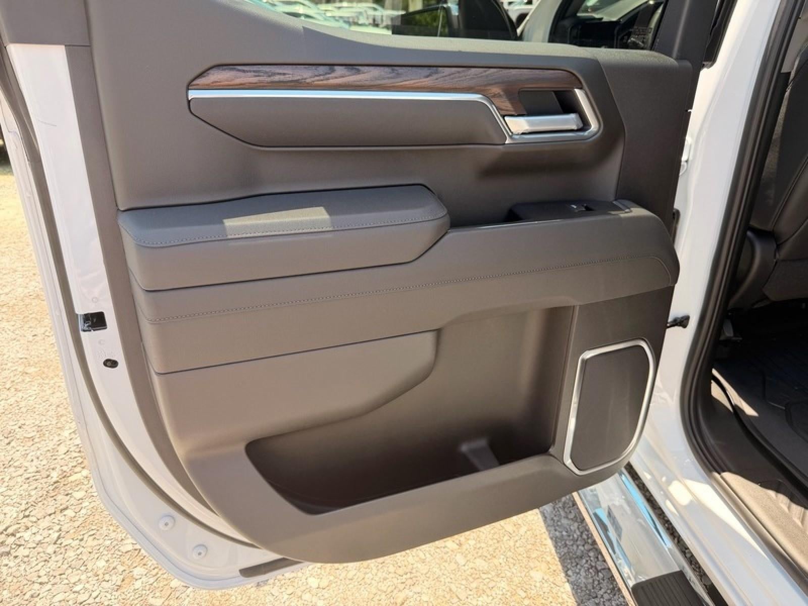 2026 GMC Sierra 1500 Crew Cab Short Box 4-Wheel Drive SLT