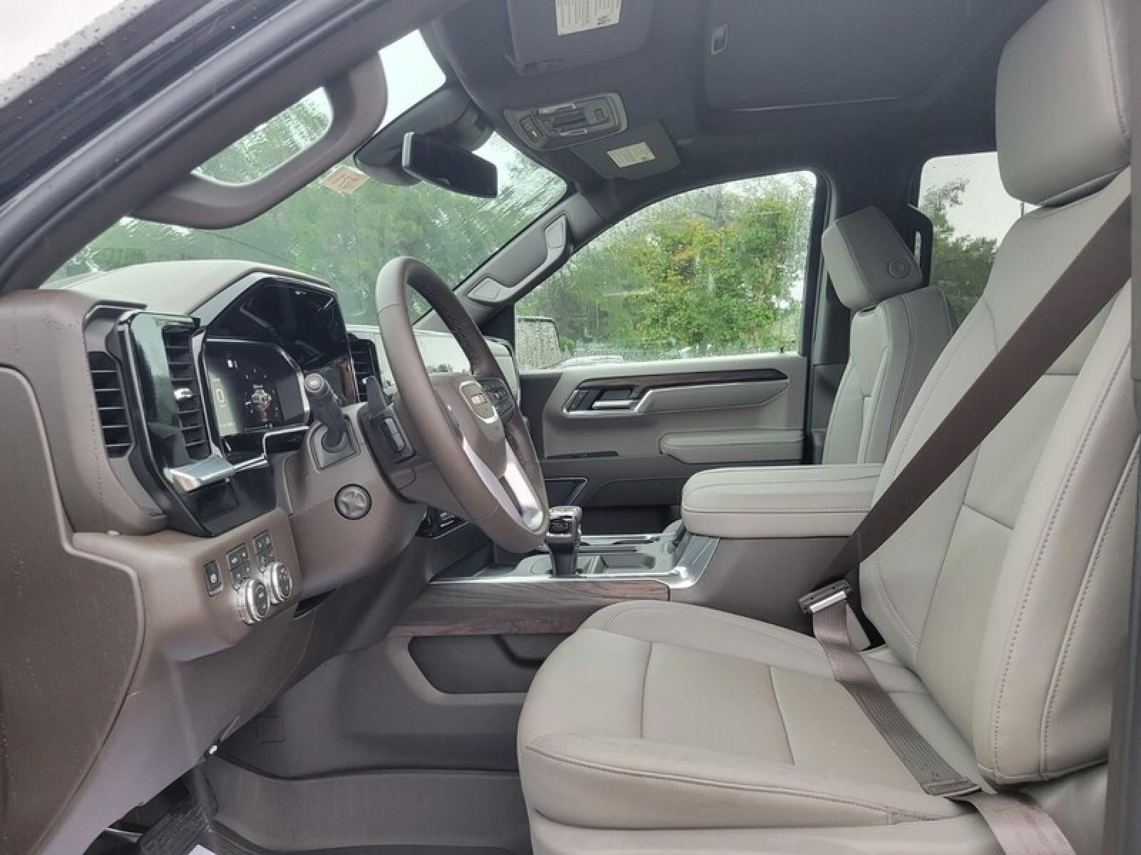 2026 GMC Sierra 1500 Crew Cab Short Box 4-Wheel Drive SLT