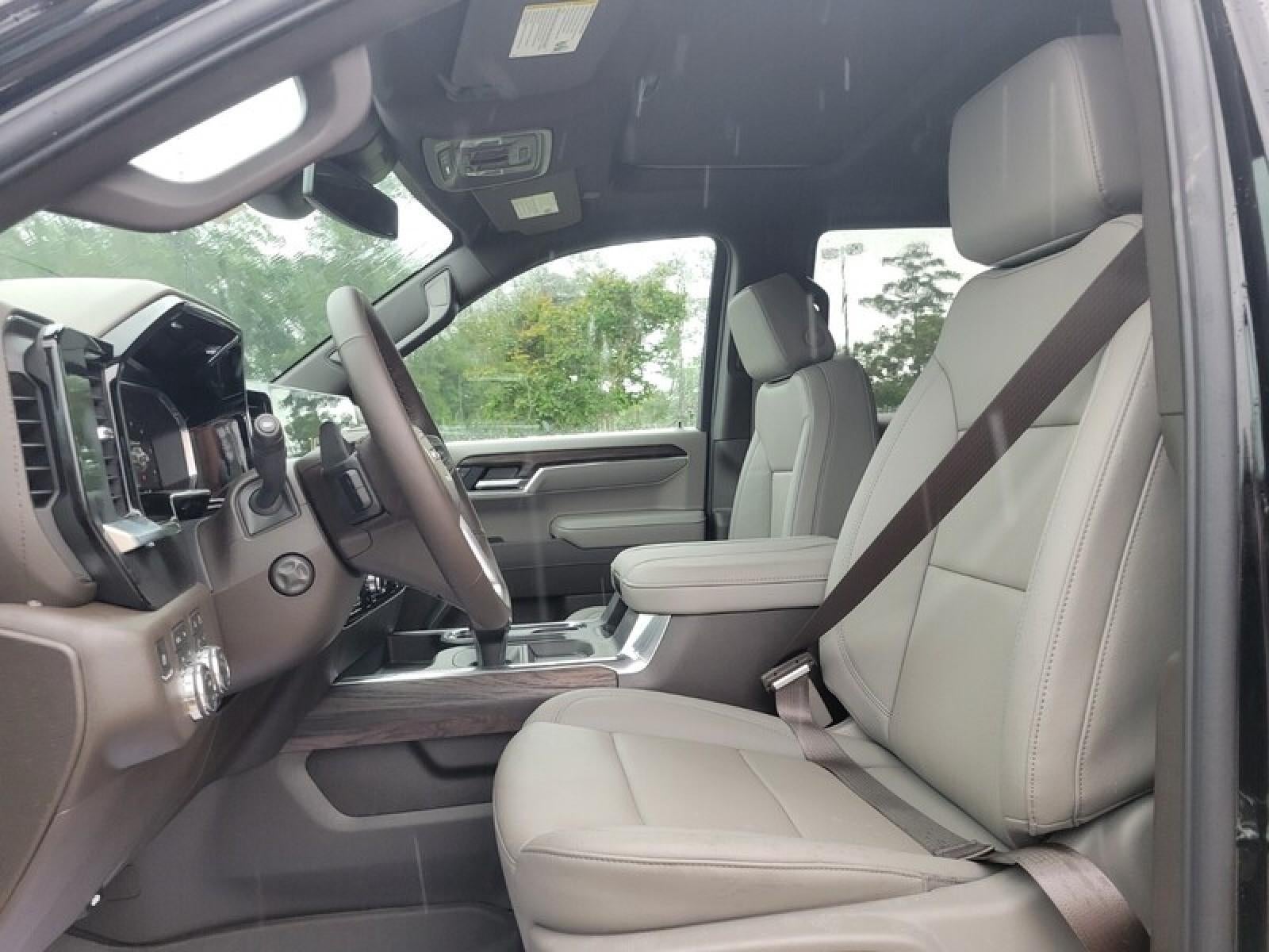 2026 GMC Sierra 1500 Crew Cab Short Box 4-Wheel Drive SLT