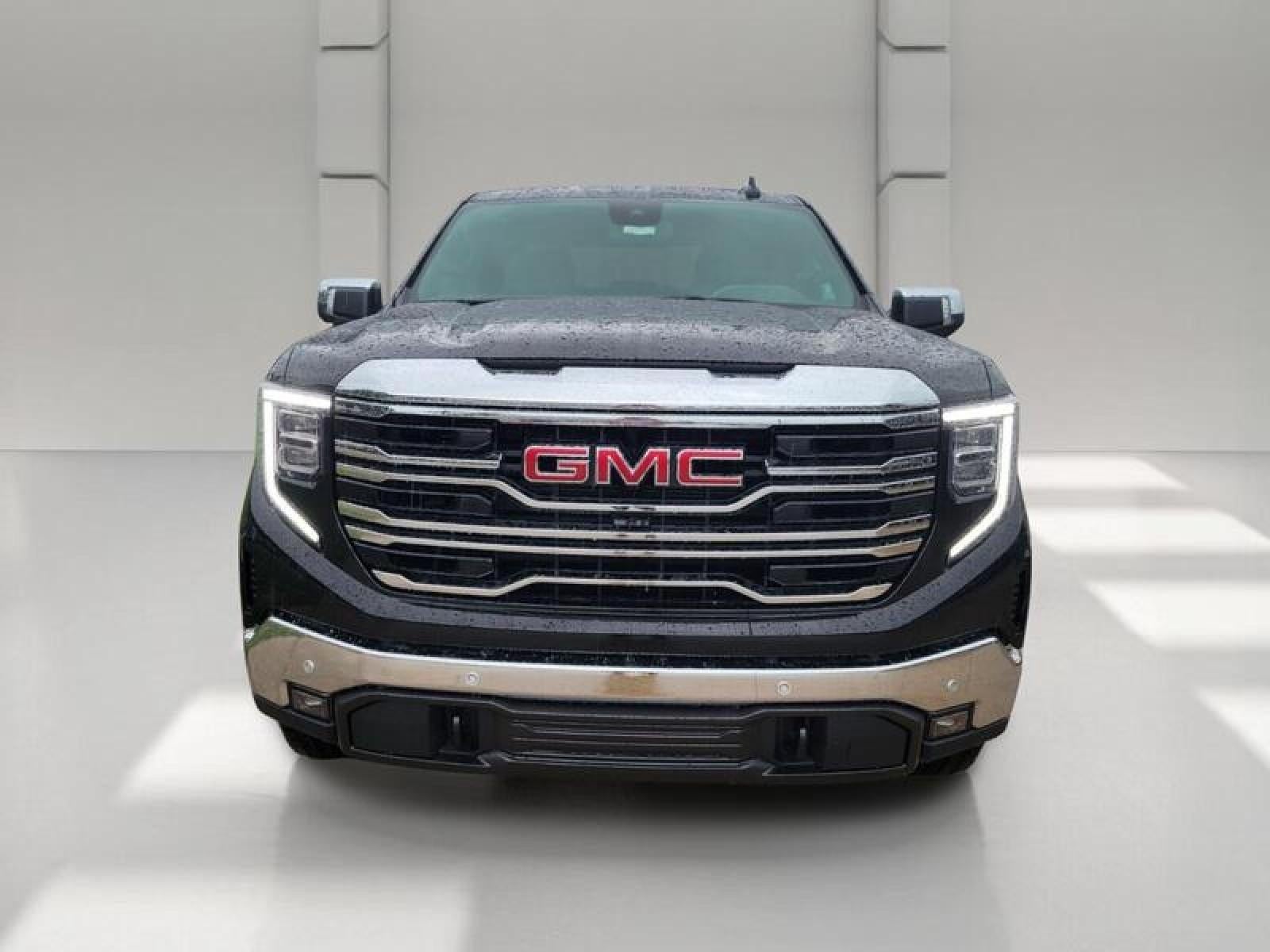 2026 GMC Sierra 1500 Crew Cab Short Box 4-Wheel Drive SLT