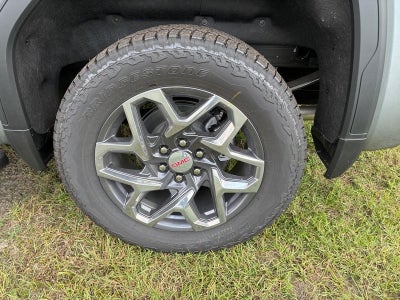 2026 GMC Sierra 1500 Crew Cab Short Box 4-Wheel Drive SLT