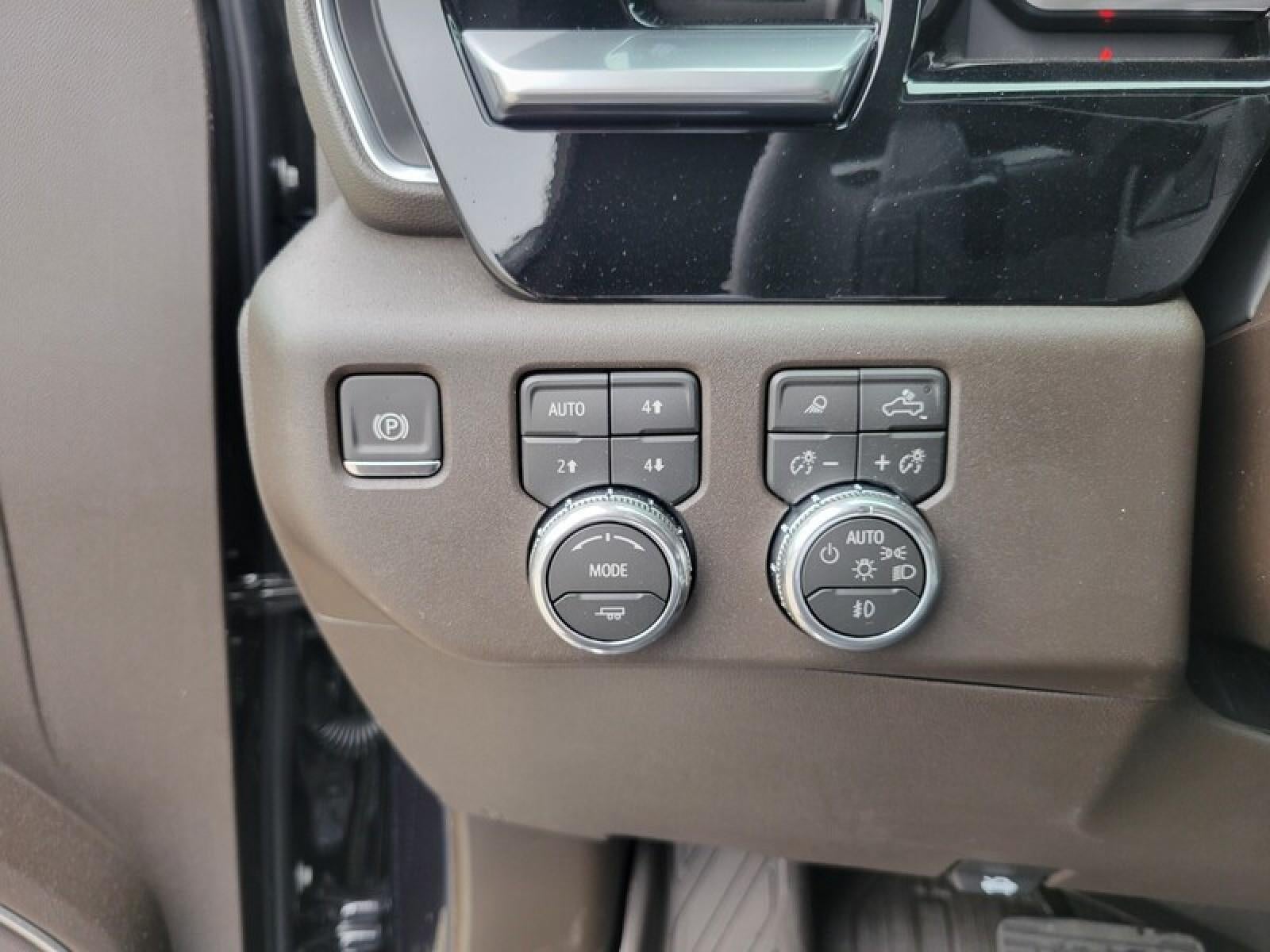 2026 GMC Sierra 1500 Crew Cab Short Box 4-Wheel Drive SLT