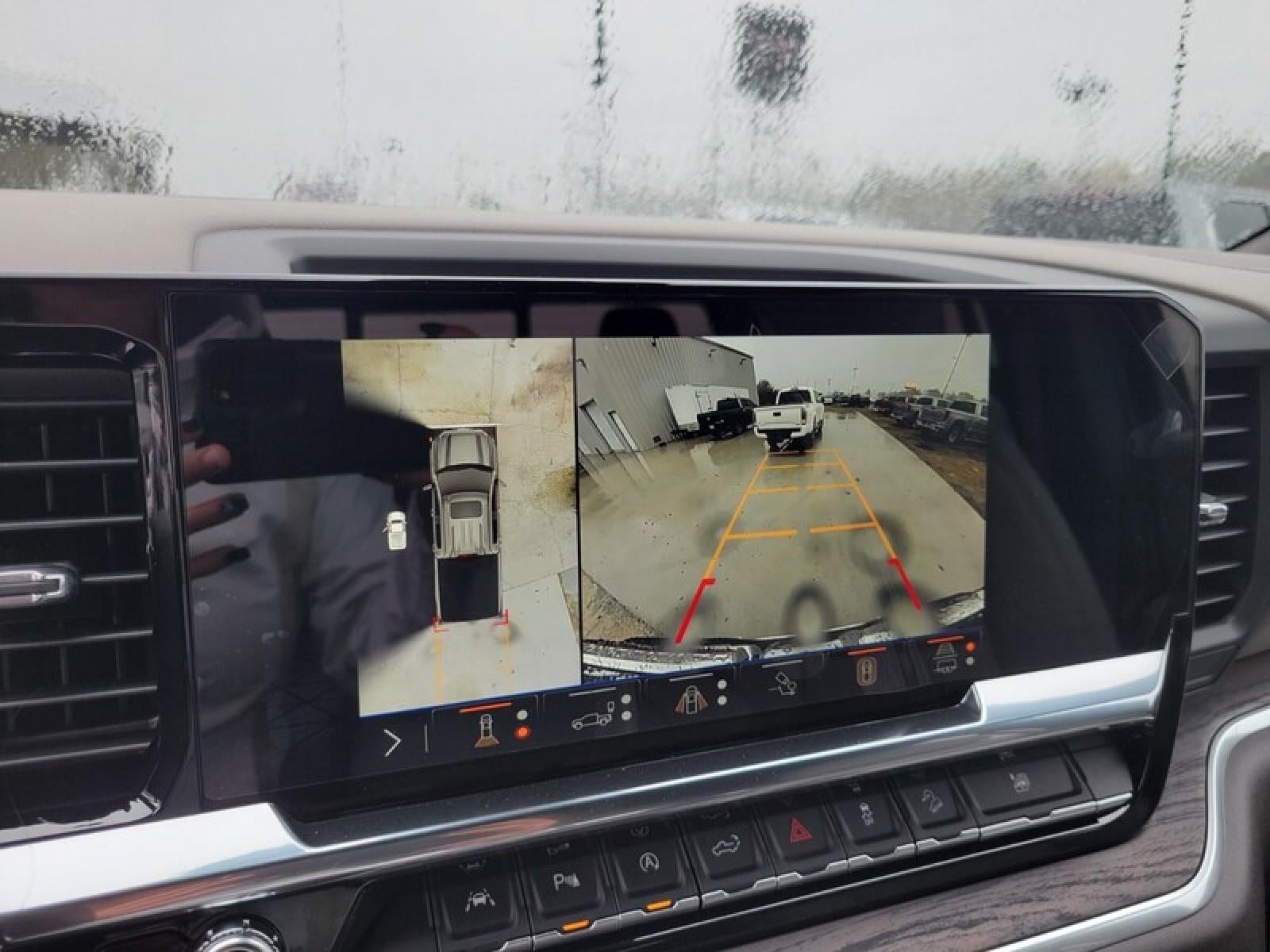 2026 GMC Sierra 1500 Crew Cab Short Box 4-Wheel Drive SLT