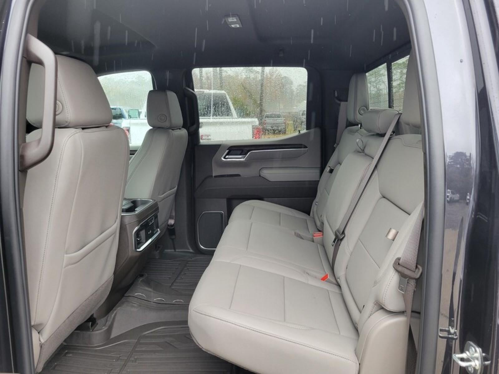 2026 GMC Sierra 1500 Crew Cab Short Box 4-Wheel Drive SLT