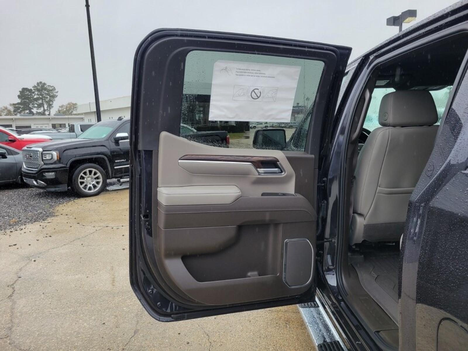 2026 GMC Sierra 1500 Crew Cab Short Box 4-Wheel Drive SLT