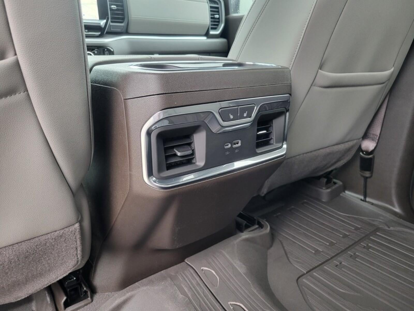 2026 GMC Sierra 1500 Crew Cab Short Box 4-Wheel Drive SLT