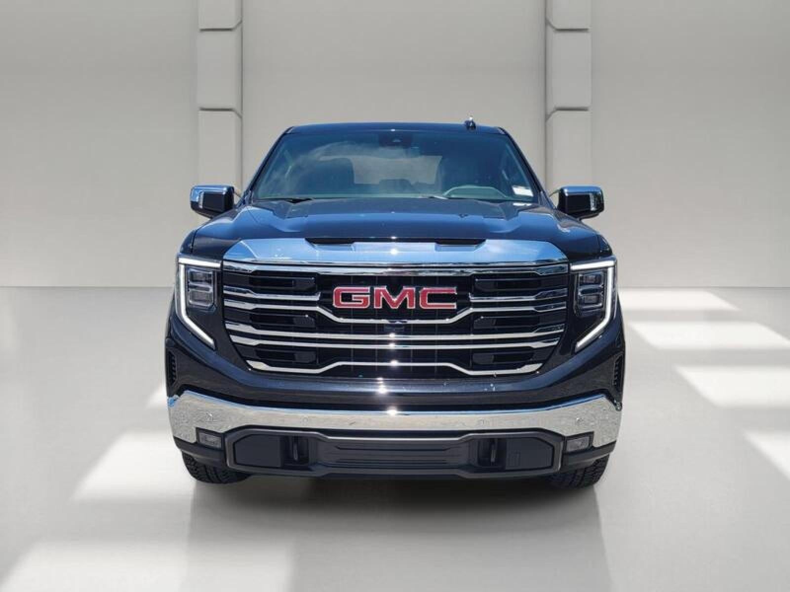 2026 GMC Sierra 1500 Crew Cab Short Box 4-Wheel Drive SLT