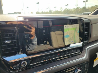 2026 GMC Sierra 1500 Crew Cab Short Box 4-Wheel Drive SLT