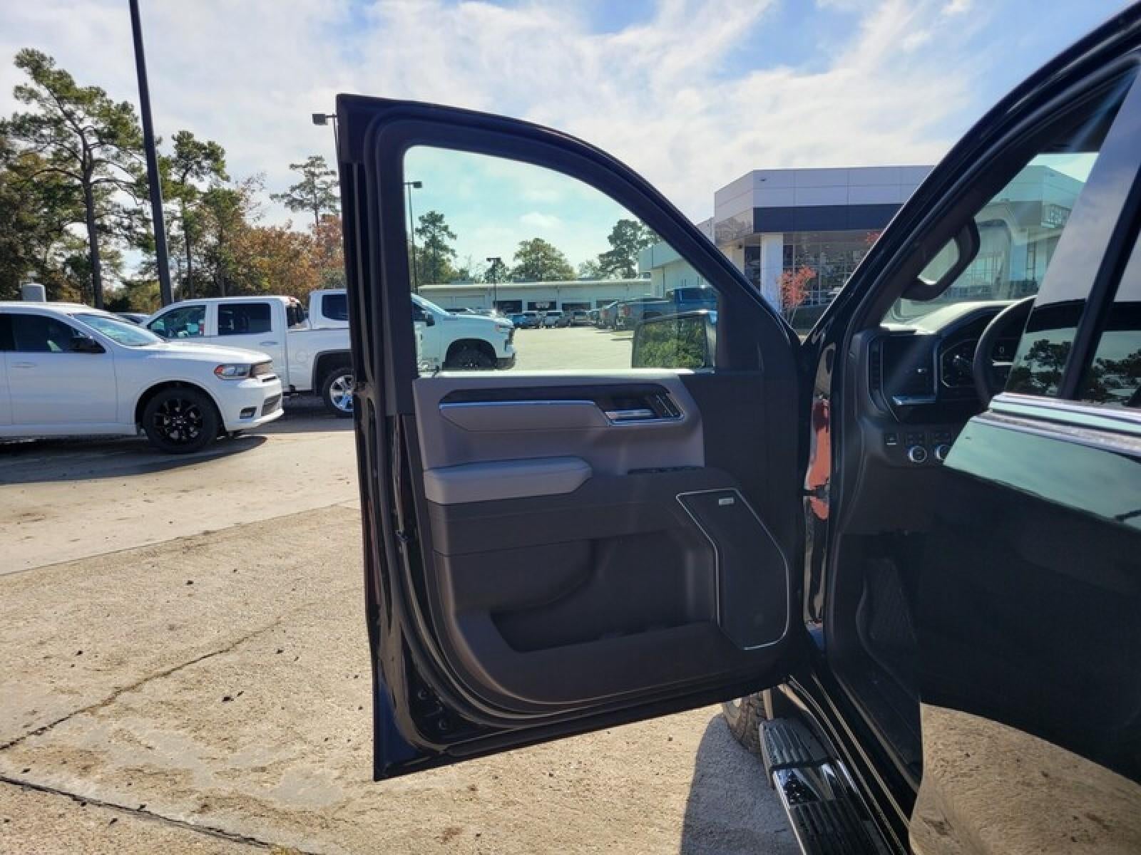 2026 GMC Sierra 1500 Crew Cab Short Box 4-Wheel Drive SLT