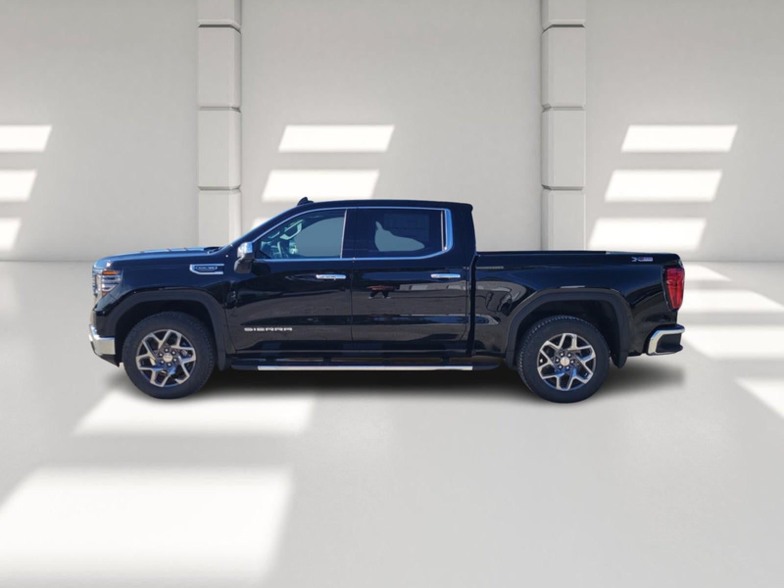 2026 GMC Sierra 1500 Crew Cab Short Box 4-Wheel Drive SLT