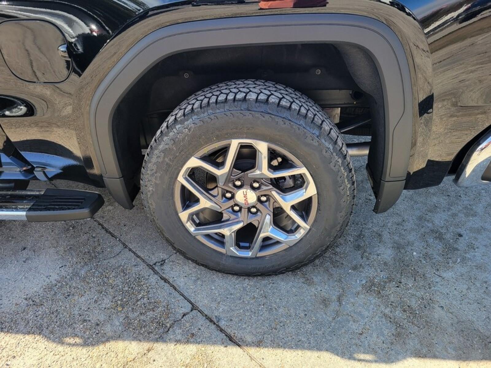 2026 GMC Sierra 1500 Crew Cab Short Box 4-Wheel Drive SLT