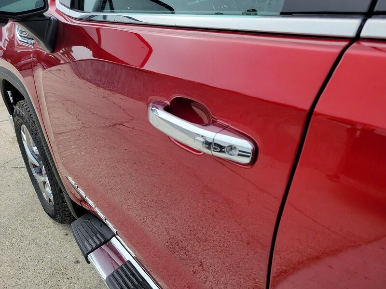 2026 GMC Sierra 1500 Crew Cab Short Box 4-Wheel Drive SLT