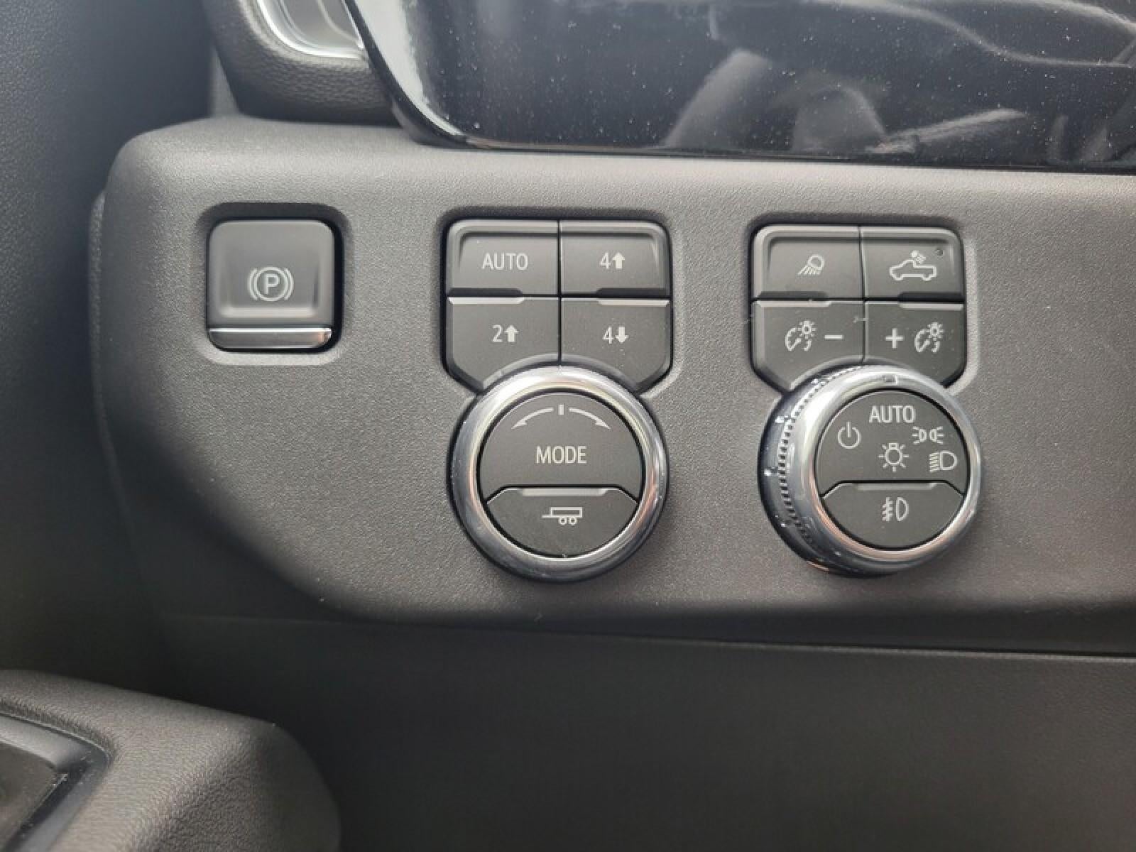 2026 GMC Sierra 1500 Crew Cab Short Box 4-Wheel Drive SLT