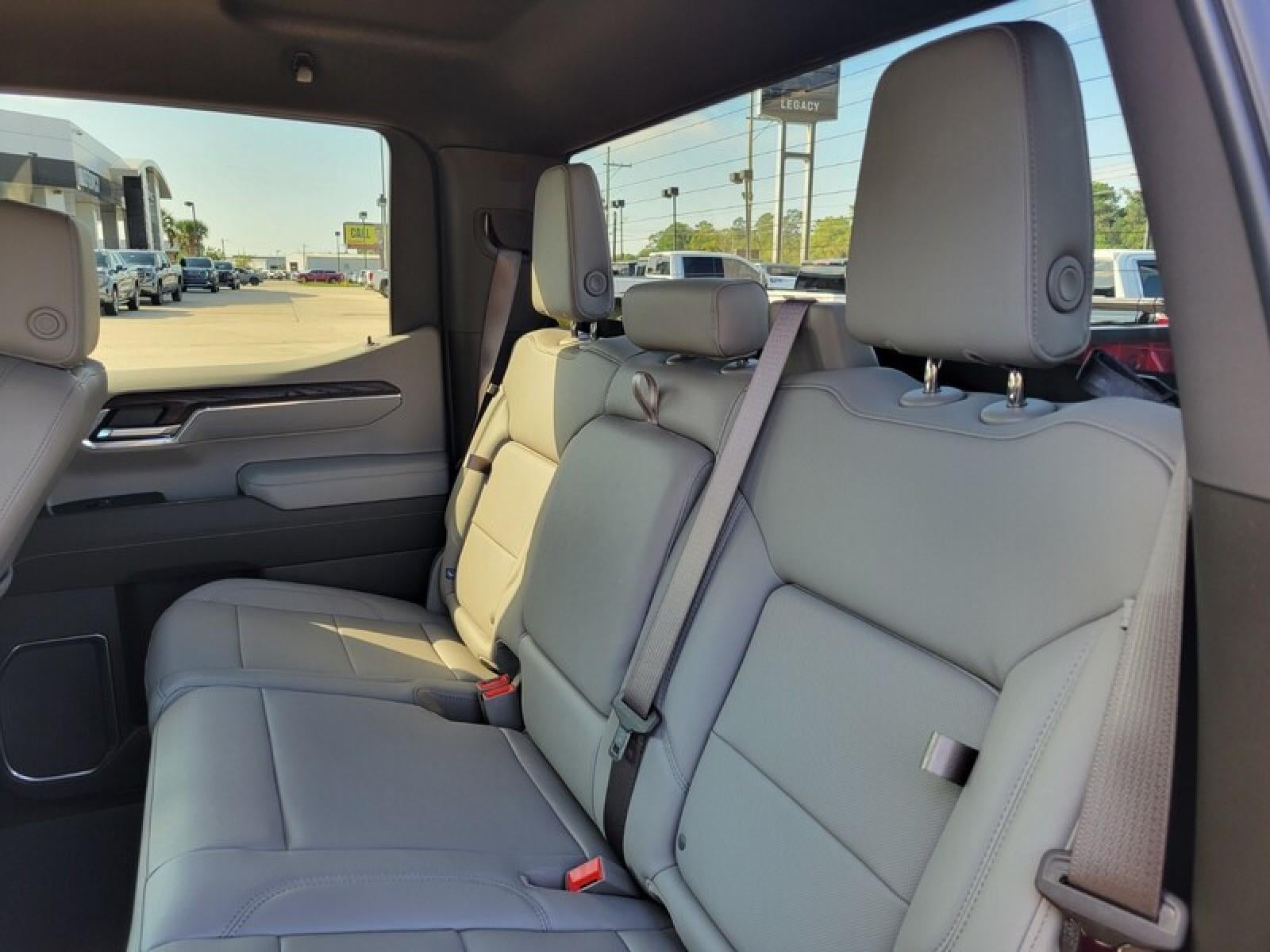 2026 GMC Sierra 1500 Crew Cab Short Box 4-Wheel Drive SLT