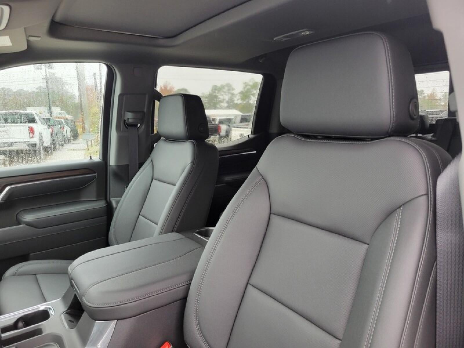 2026 GMC Sierra 1500 Crew Cab Short Box 4-Wheel Drive SLT