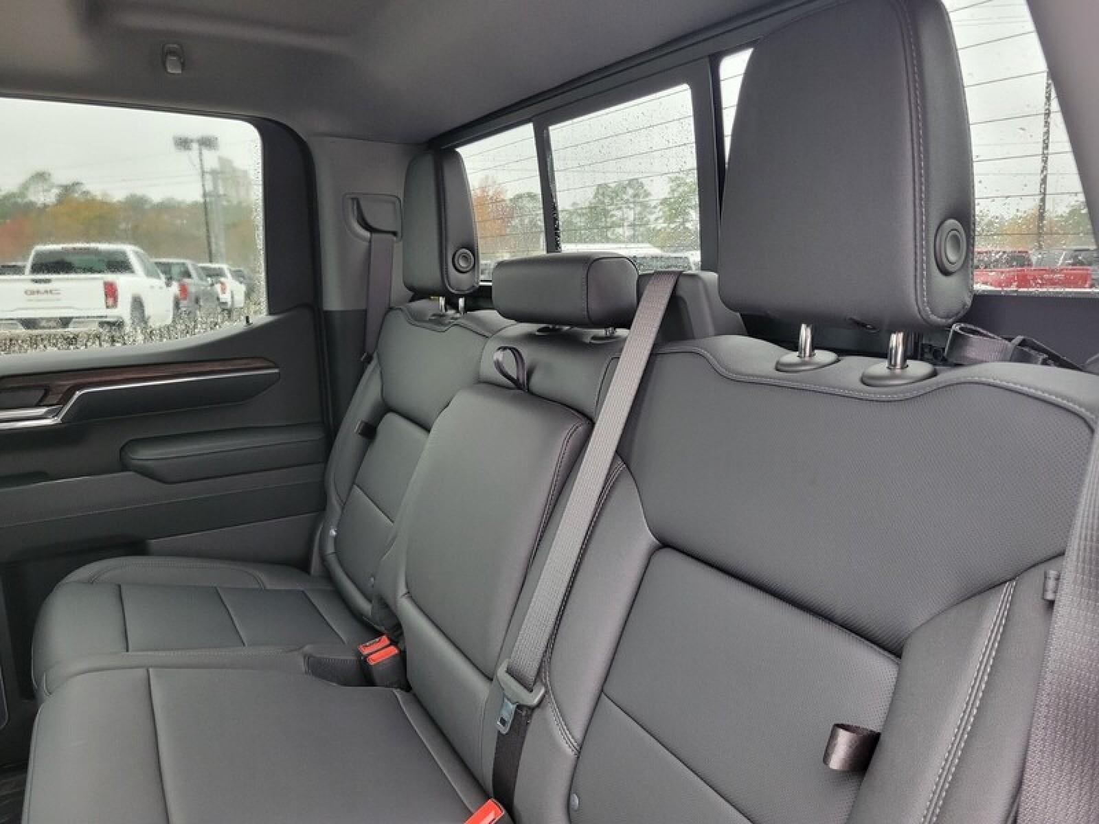 2026 GMC Sierra 1500 Crew Cab Short Box 4-Wheel Drive SLT