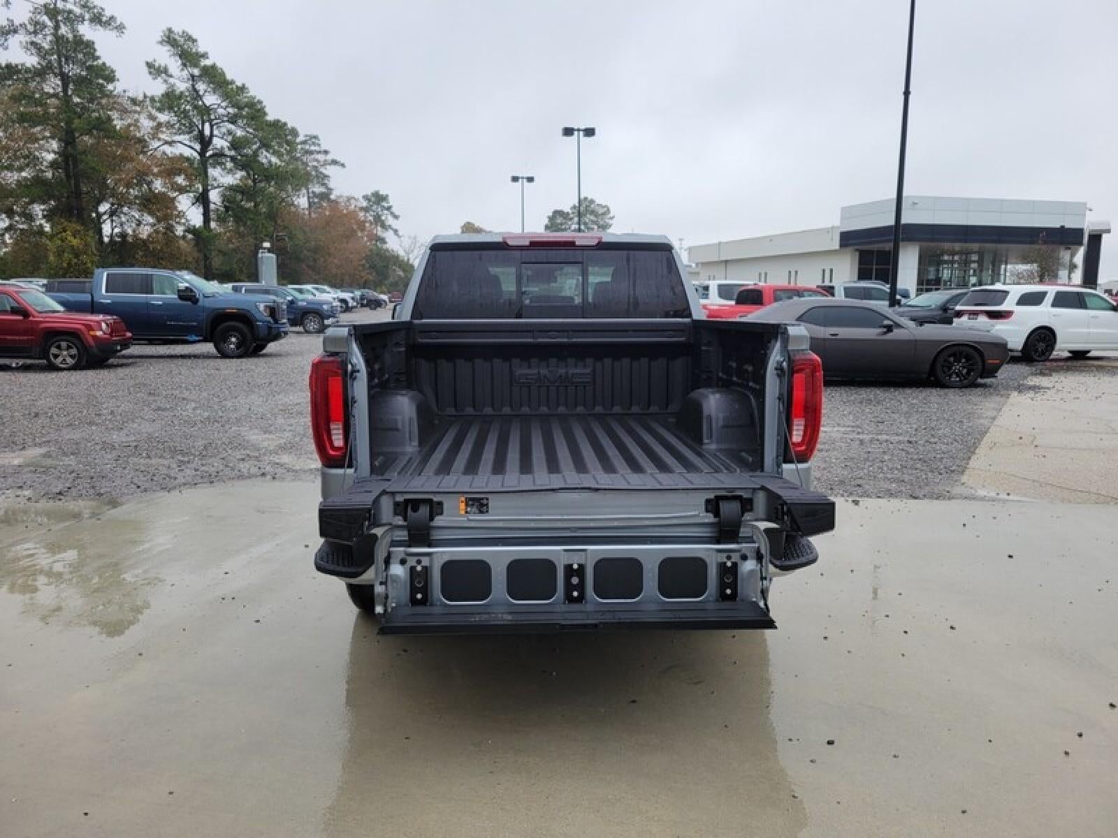 2026 GMC Sierra 1500 Crew Cab Short Box 4-Wheel Drive SLT