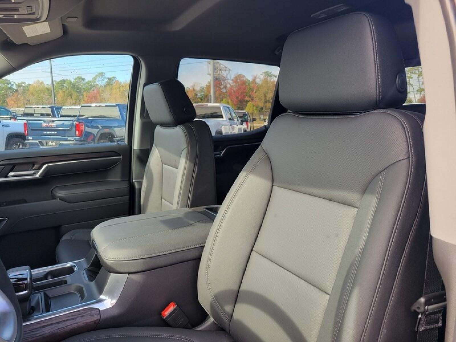 2026 GMC Sierra 1500 Crew Cab Short Box 4-Wheel Drive SLT