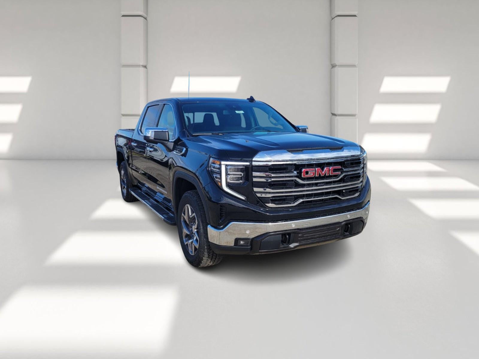 2026 GMC Sierra 1500 Crew Cab Short Box 4-Wheel Drive SLT