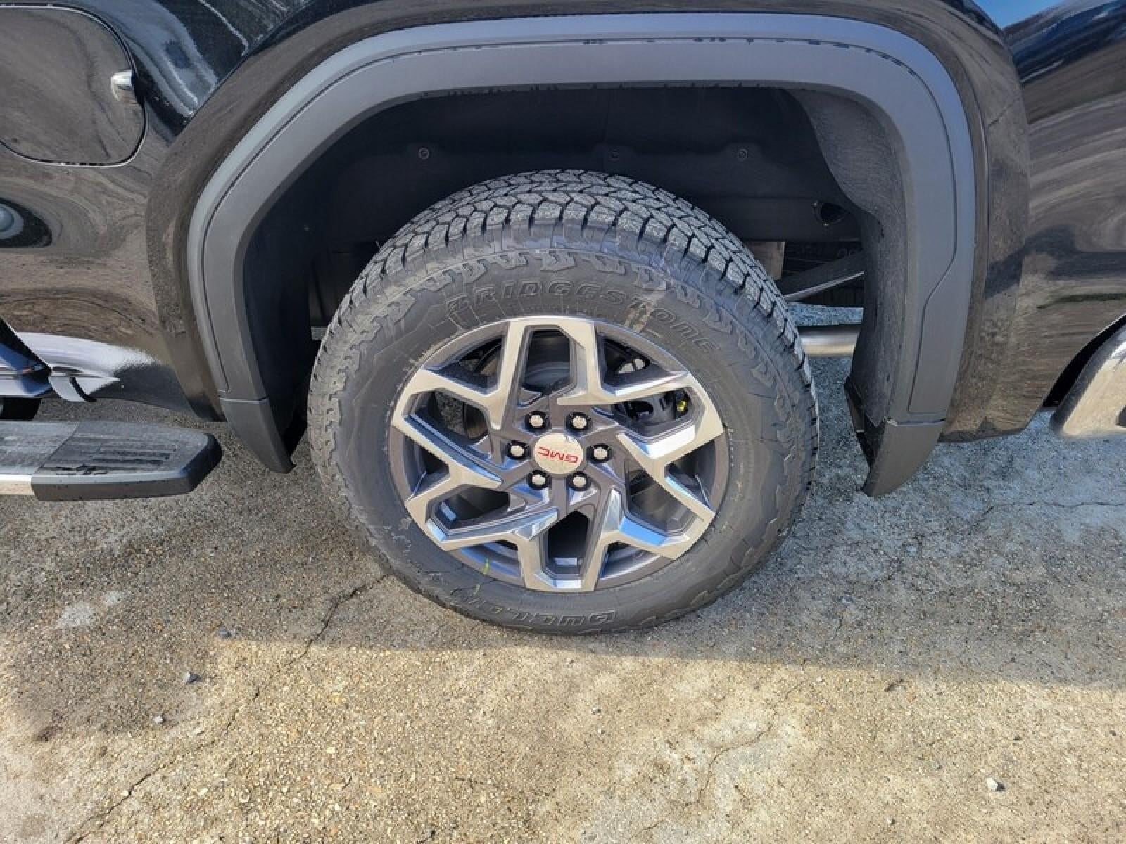 2026 GMC Sierra 1500 Crew Cab Short Box 4-Wheel Drive SLT