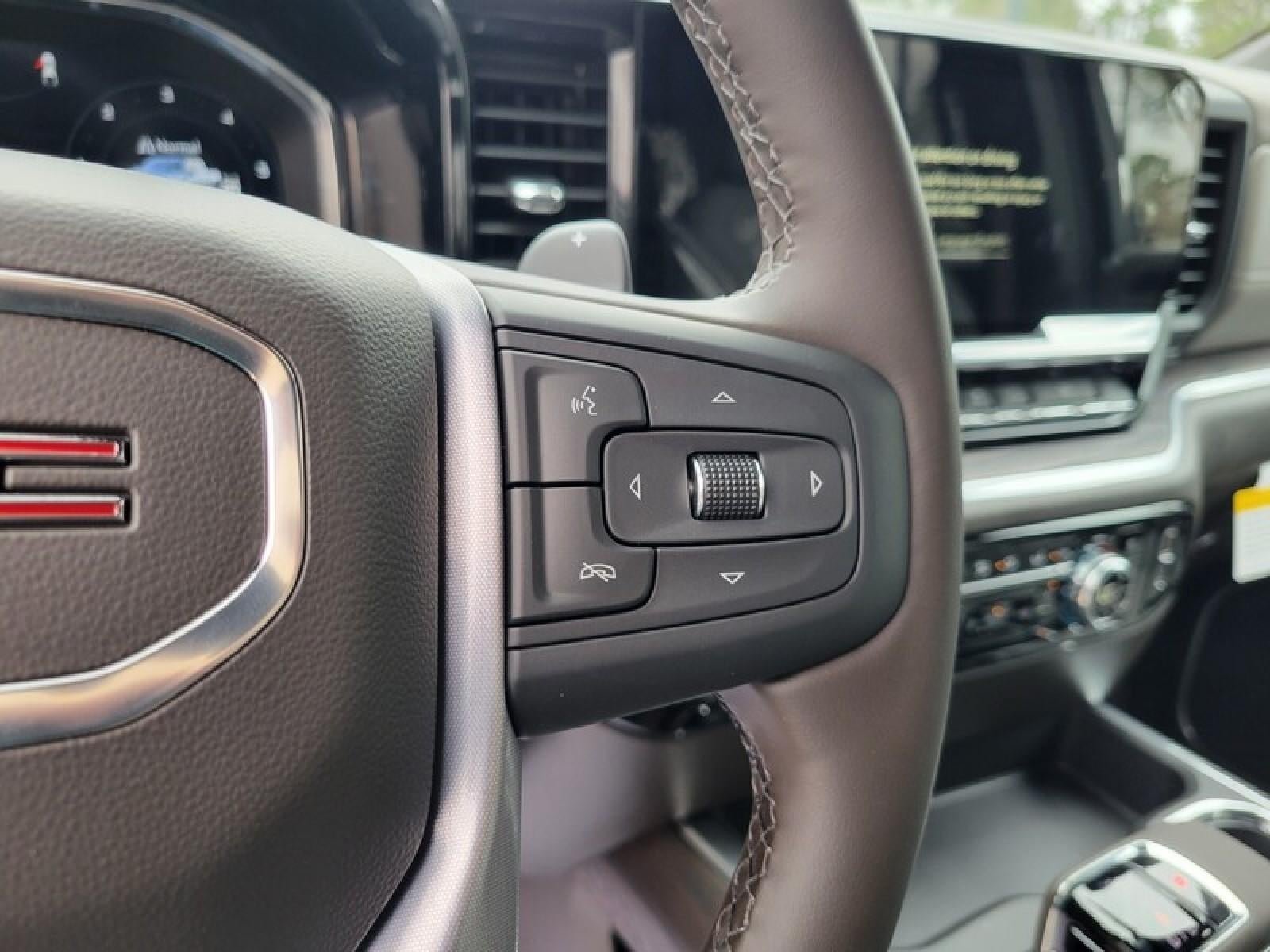 2026 GMC Sierra 1500 Crew Cab Short Box 4-Wheel Drive SLT