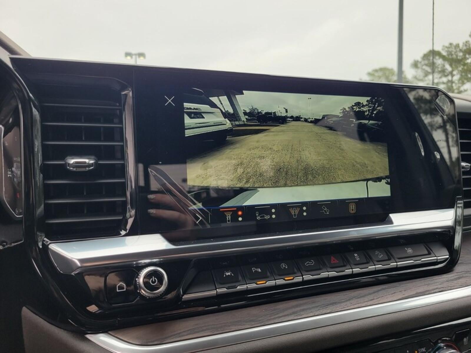 2026 GMC Sierra 1500 Crew Cab Short Box 4-Wheel Drive SLT