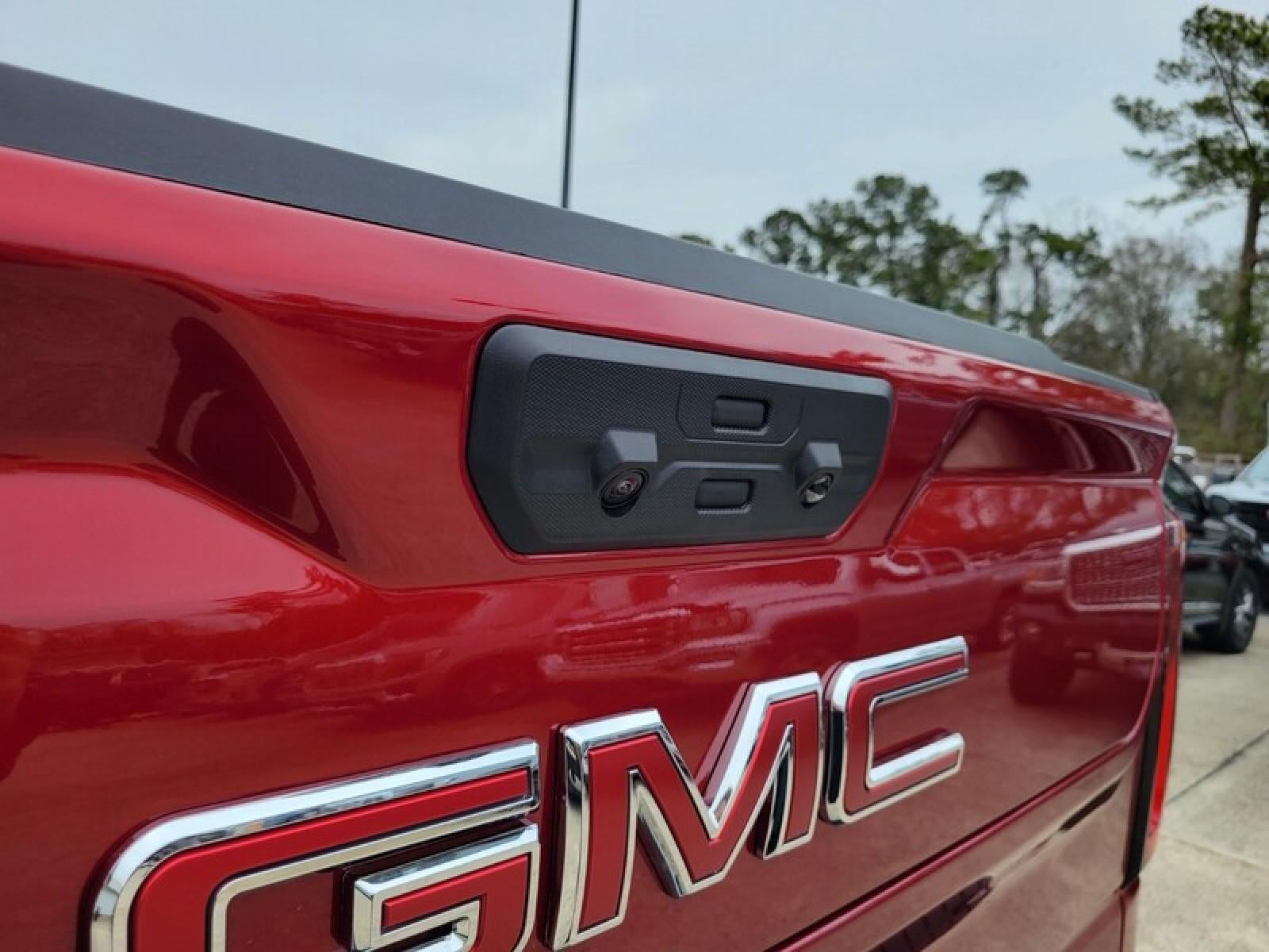 2026 GMC Sierra 1500 Crew Cab Short Box 4-Wheel Drive SLT