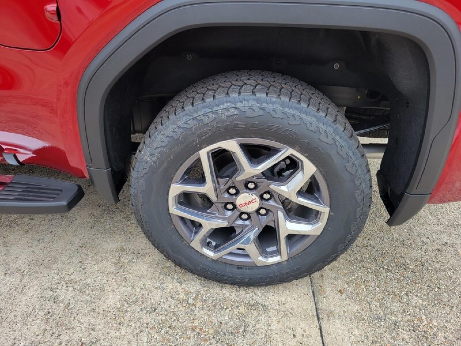 2026 GMC Sierra 1500 Crew Cab Short Box 4-Wheel Drive SLT