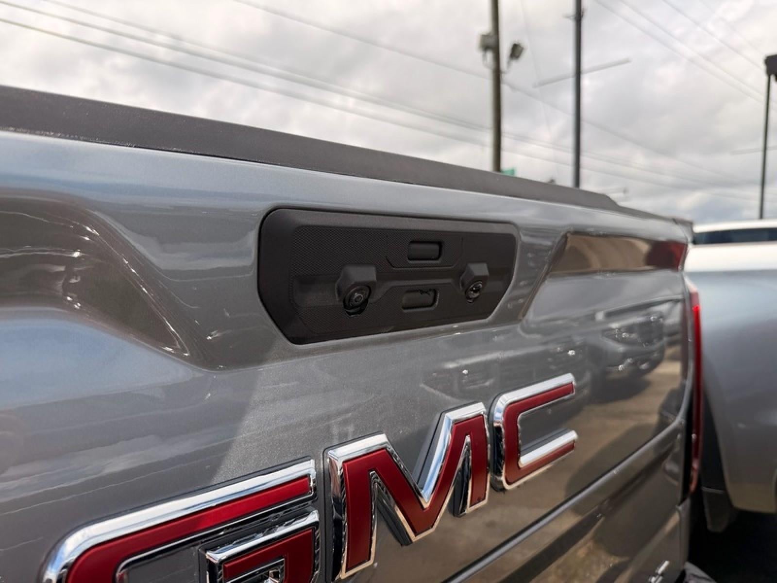 2026 GMC Sierra 1500 Crew Cab Short Box 4-Wheel Drive SLT