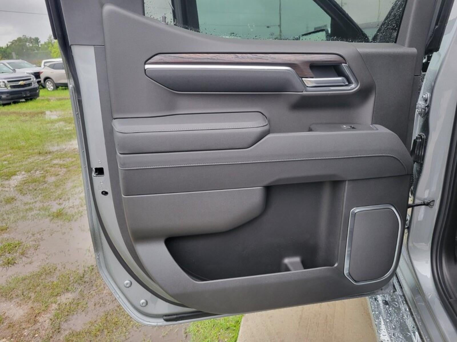 2026 GMC Sierra 1500 Crew Cab Standard Box 4-Wheel Drive SLT