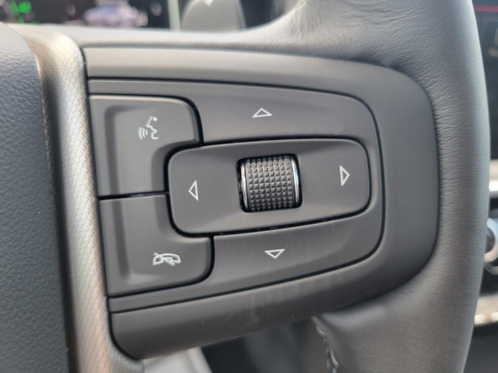 2026 GMC Sierra 1500 Crew Cab Short Box 4-Wheel Drive SLT