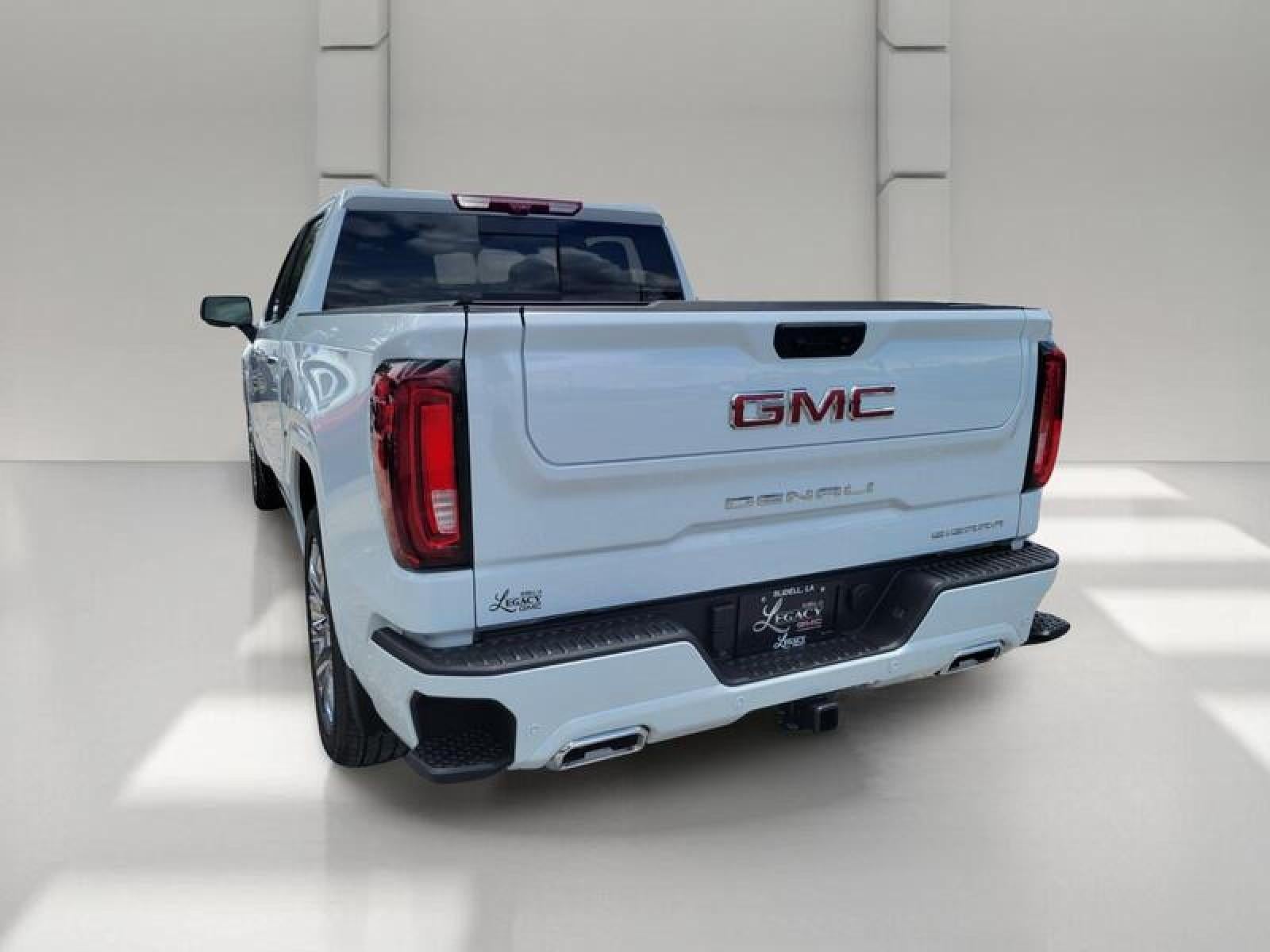 2026 GMC Sierra 1500 Crew Cab Short Box 4-Wheel Drive SLT
