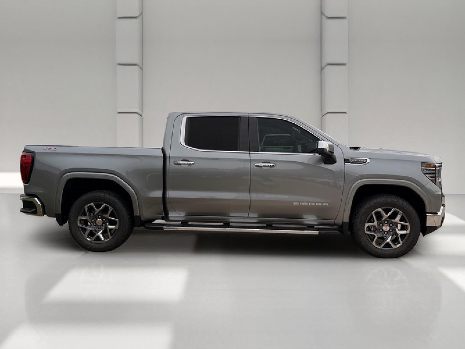 2026 GMC Sierra 1500 Crew Cab Short Box 4-Wheel Drive SLT