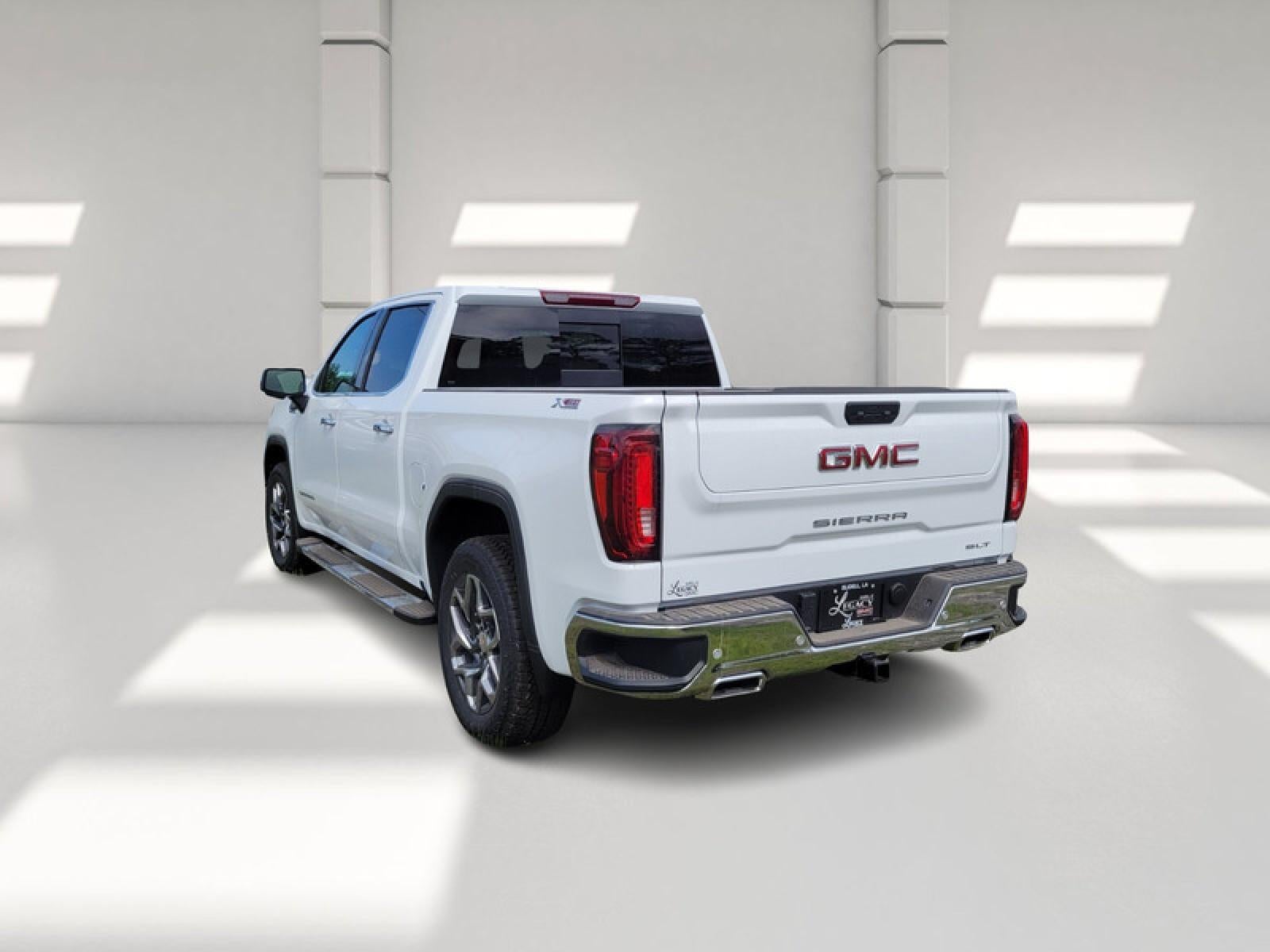 2026 GMC Sierra 1500 Crew Cab Short Box 4-Wheel Drive SLT