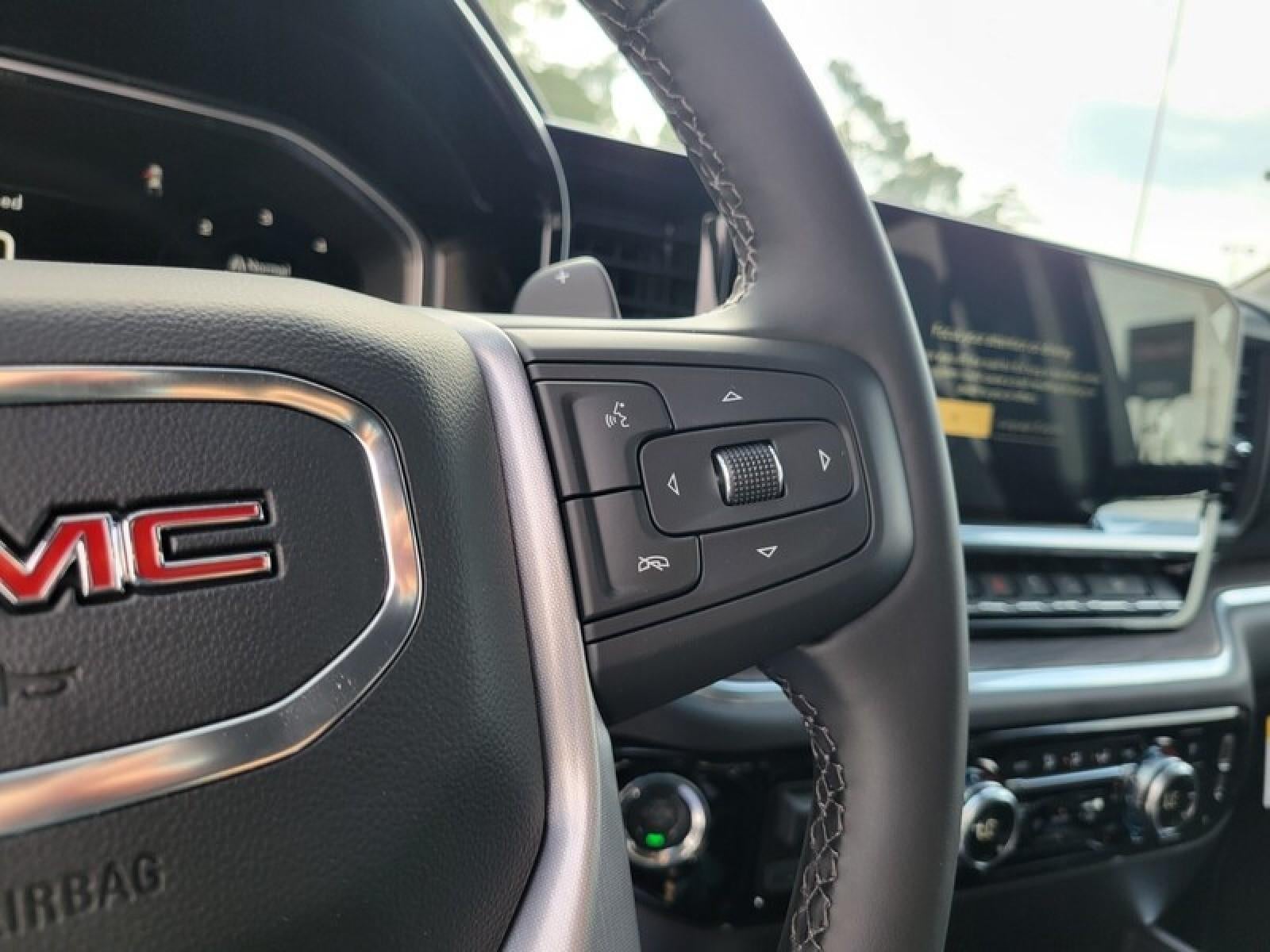 2026 GMC Sierra 1500 Crew Cab Short Box 4-Wheel Drive SLT