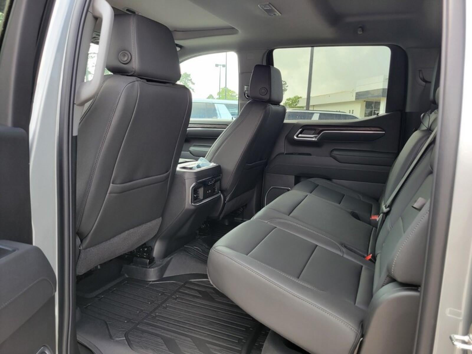 2026 GMC Sierra 1500 Crew Cab Short Box 4-Wheel Drive SLT