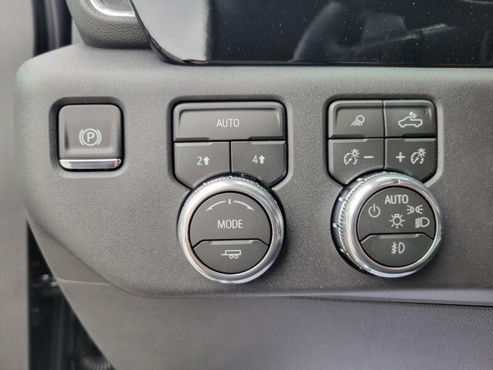 2026 GMC Sierra 1500 Crew Cab Short Box 4-Wheel Drive SLT