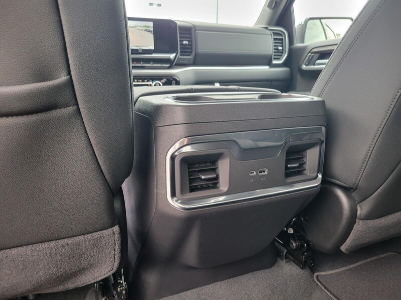 2026 GMC Sierra 1500 Crew Cab Short Box 4-Wheel Drive SLT