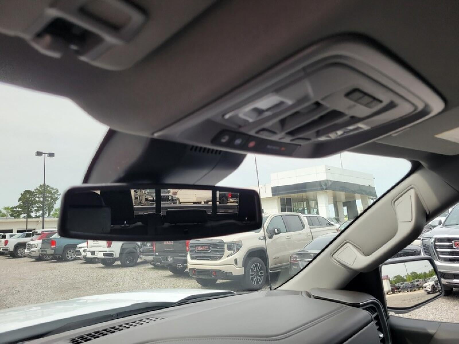 2026 GMC Sierra 1500 Crew Cab Short Box 4-Wheel Drive SLT