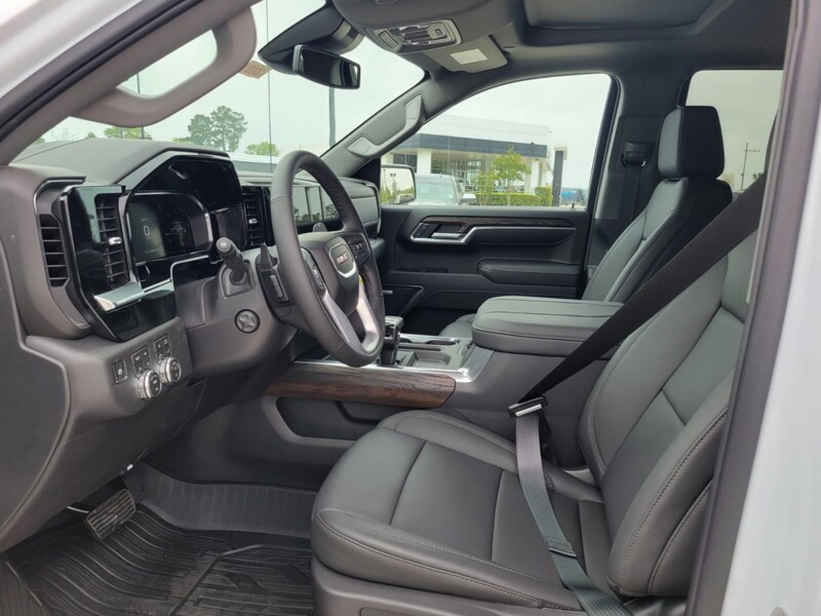 2026 GMC Sierra 1500 Crew Cab Short Box 4-Wheel Drive SLT