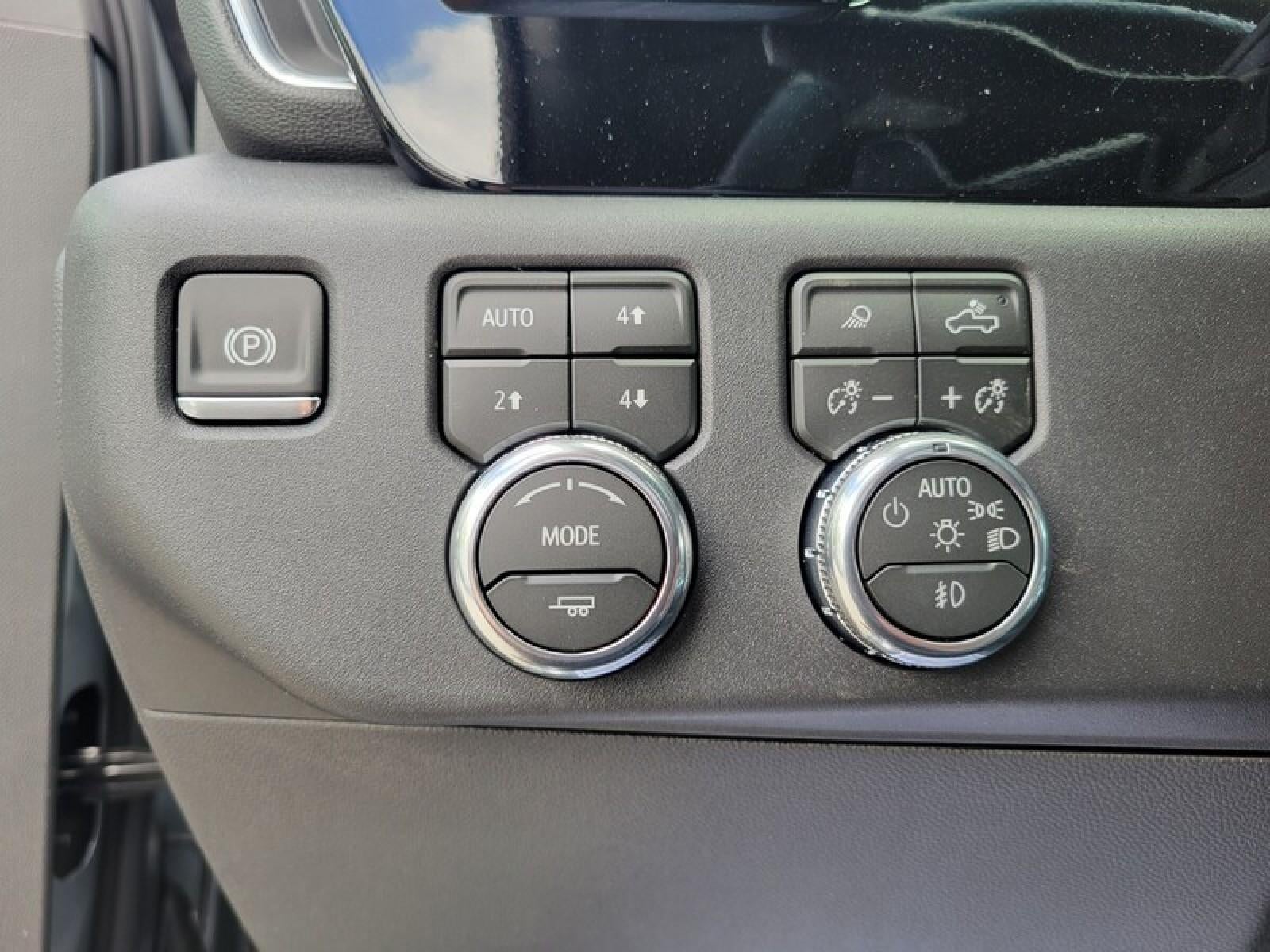2026 GMC Sierra 1500 Crew Cab Short Box 4-Wheel Drive SLT