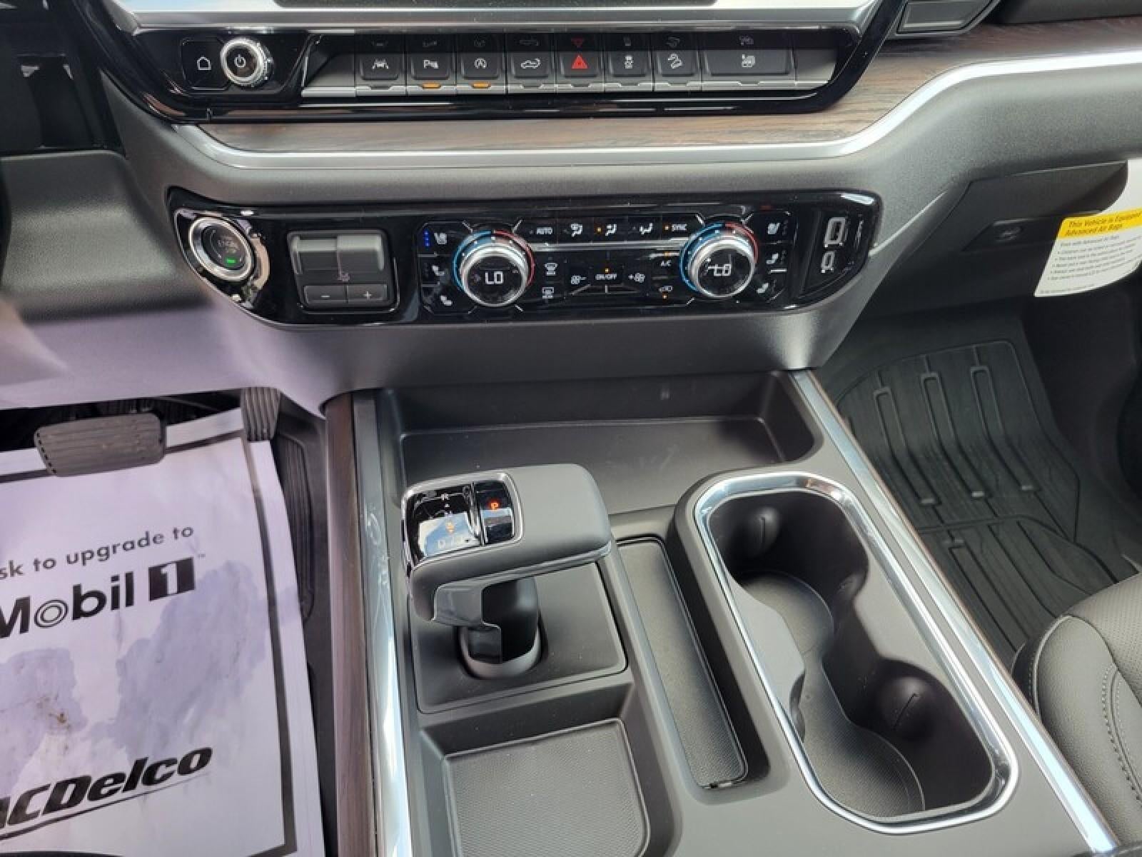 2026 GMC Sierra 1500 Crew Cab Short Box 4-Wheel Drive SLT