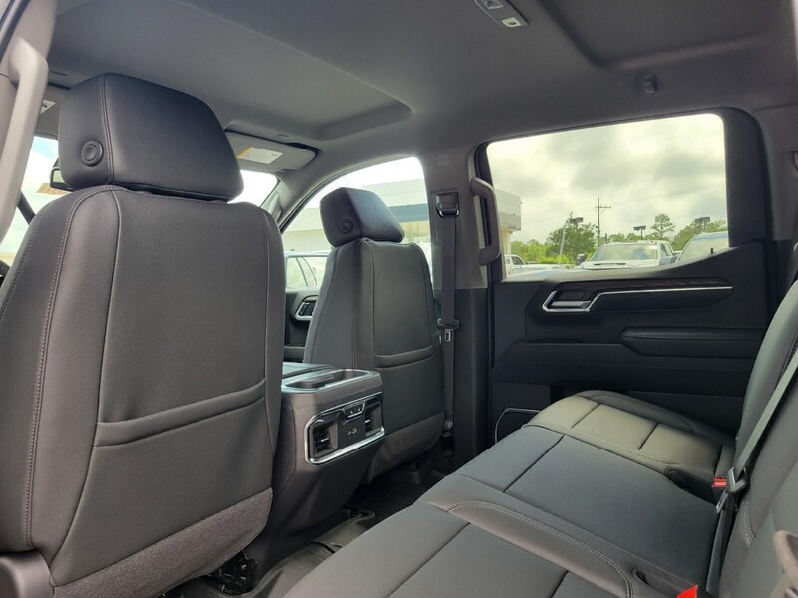 2026 GMC Sierra 1500 Crew Cab Short Box 4-Wheel Drive SLT