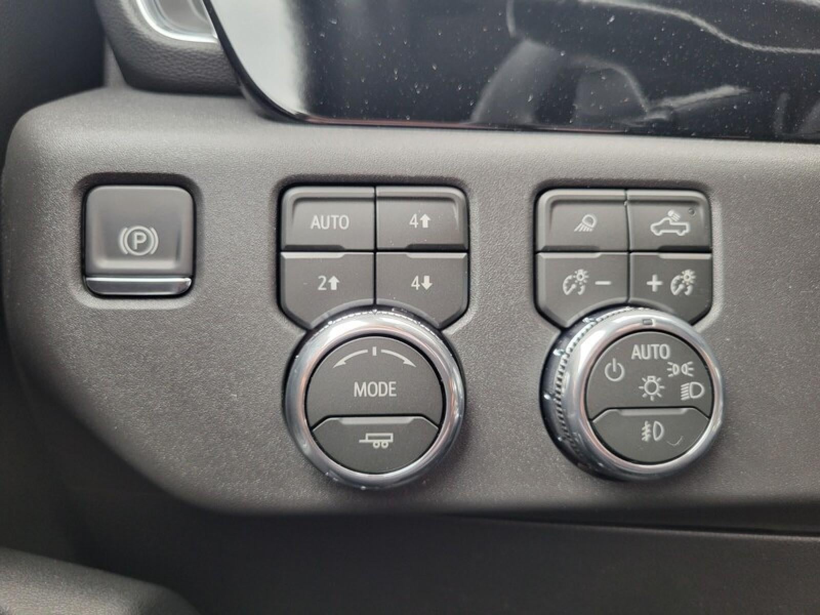 2026 GMC Sierra 1500 Crew Cab Short Box 4-Wheel Drive SLT